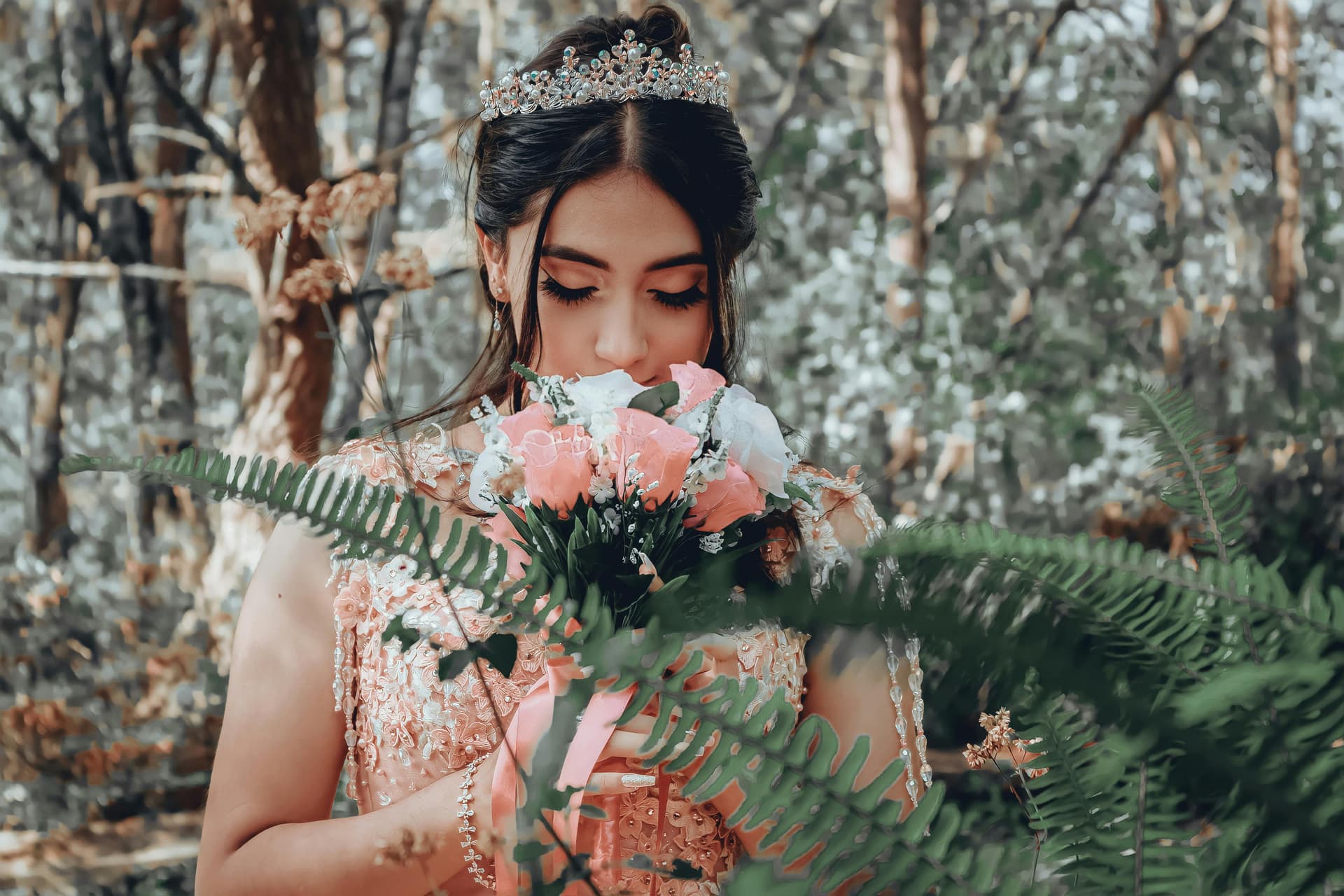 Digital vs Paper Quinceañera Invitations: 2026 Guide